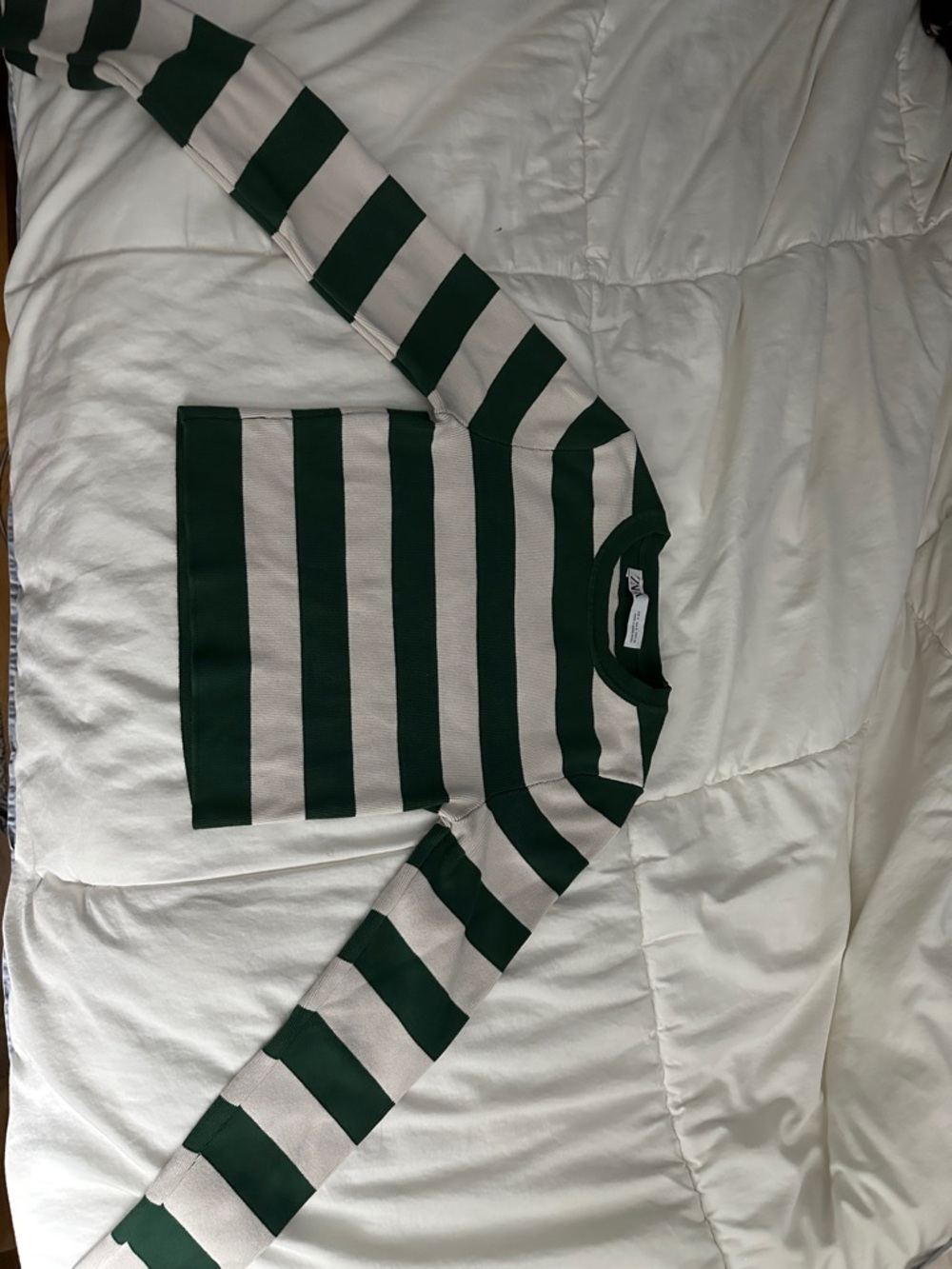 Zara Green and Cream Striped Cropped Sweater Top